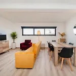 98 And Terrace Aveiro
