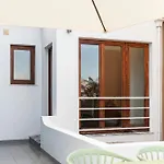 98 And Terrace Appartement