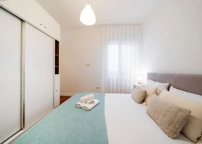 98 And Terrace Daire Aveiro