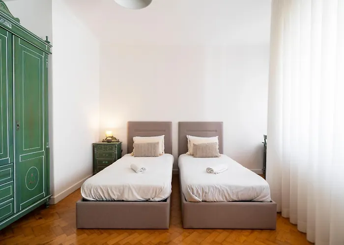 98 And Terrace Aveiro